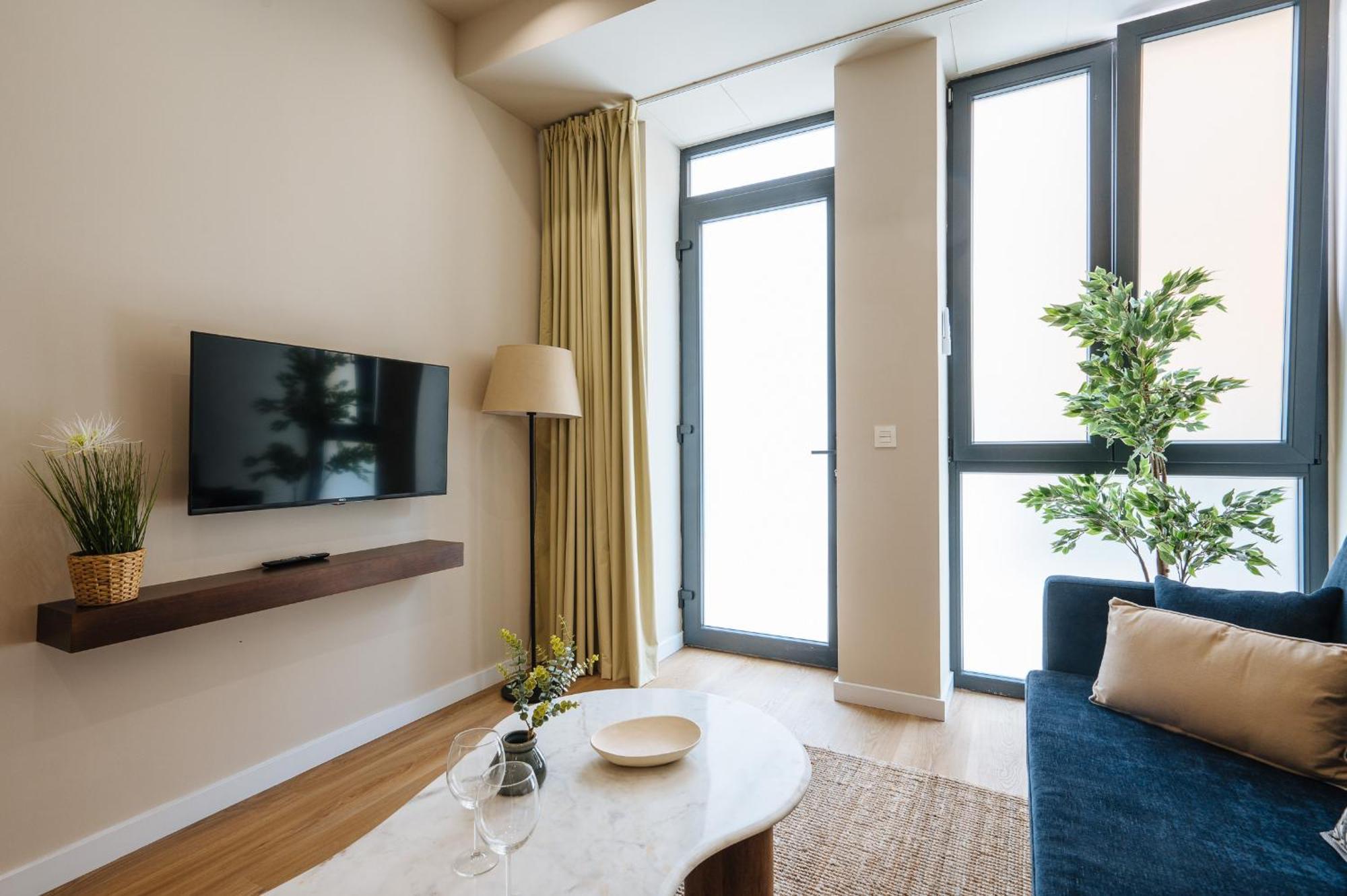 New Hostly Alameda Apartments Seville Exterior photo
